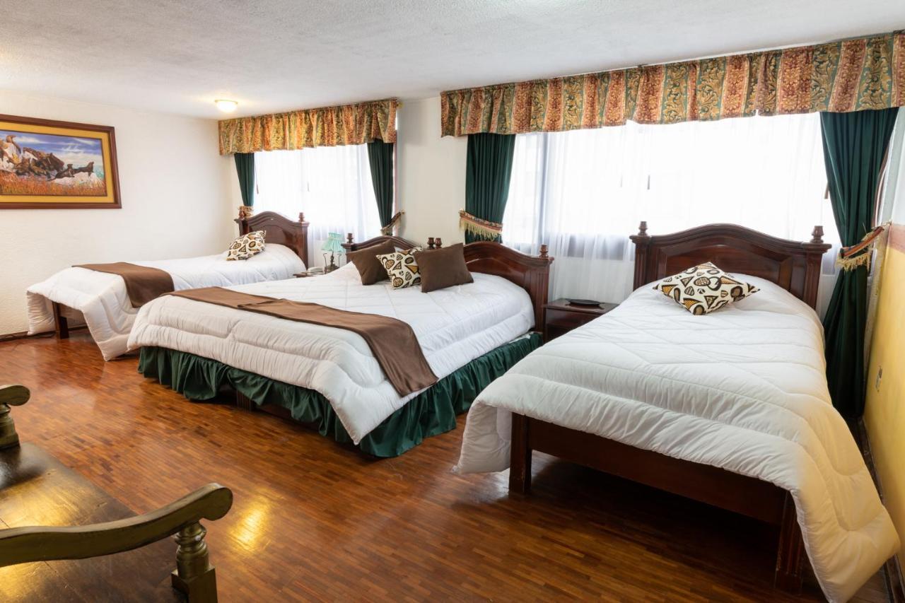 Hotel Nass Sol De Кіто Екстер'єр фото